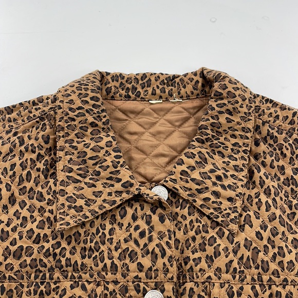 Cheetah print button down jacket - Picture 3 of 8